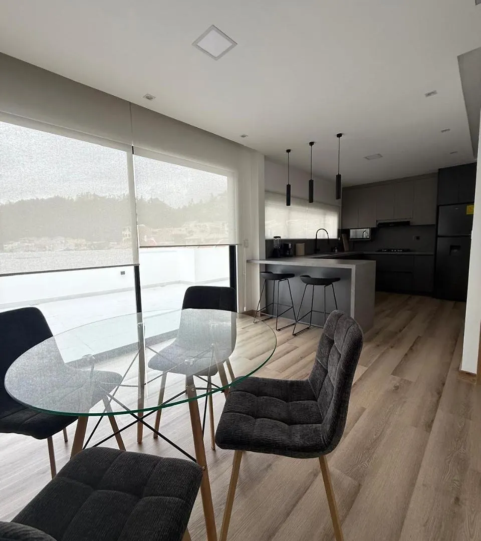 Elegancia Y Lujo En Penthouse A Estrenar En Cuenca Apartment